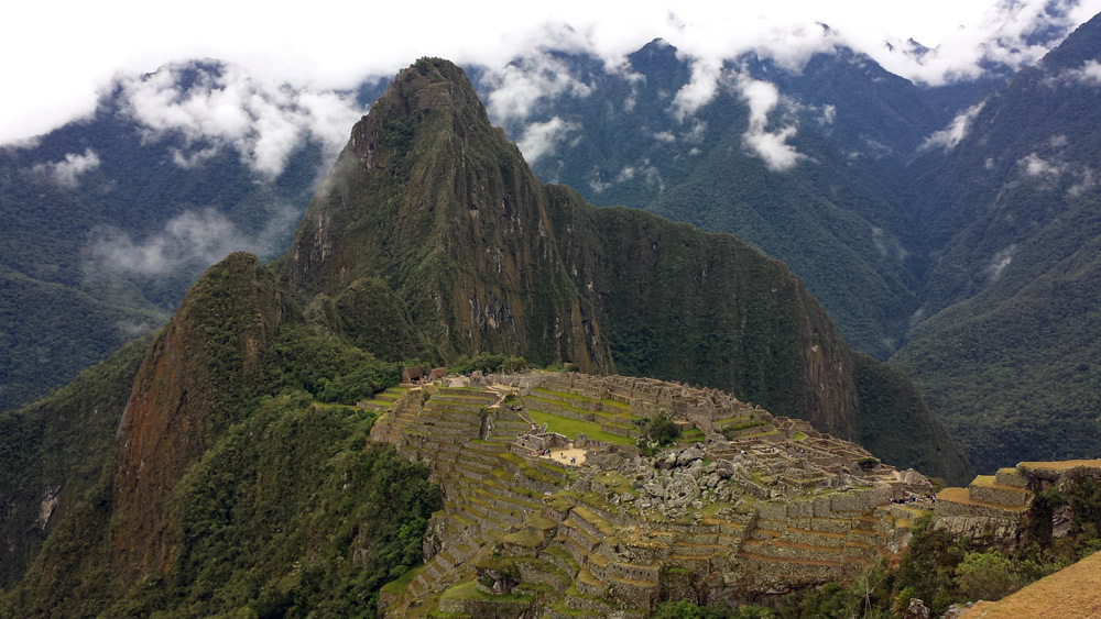 Image of Machu Picchu and Huayan Picchu