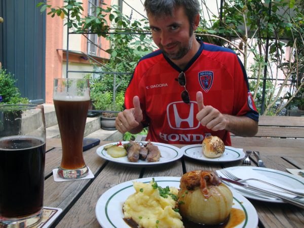 Image of Beer and food at Schlenkerla in Bamberg, Germany